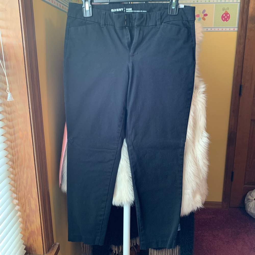 Black Old Navy Pixie Pants